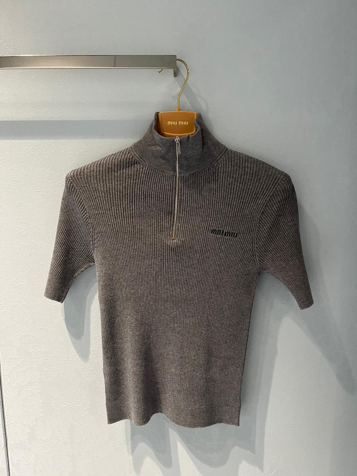 Miu Miu Short Sleeve Knitted Top In Gray