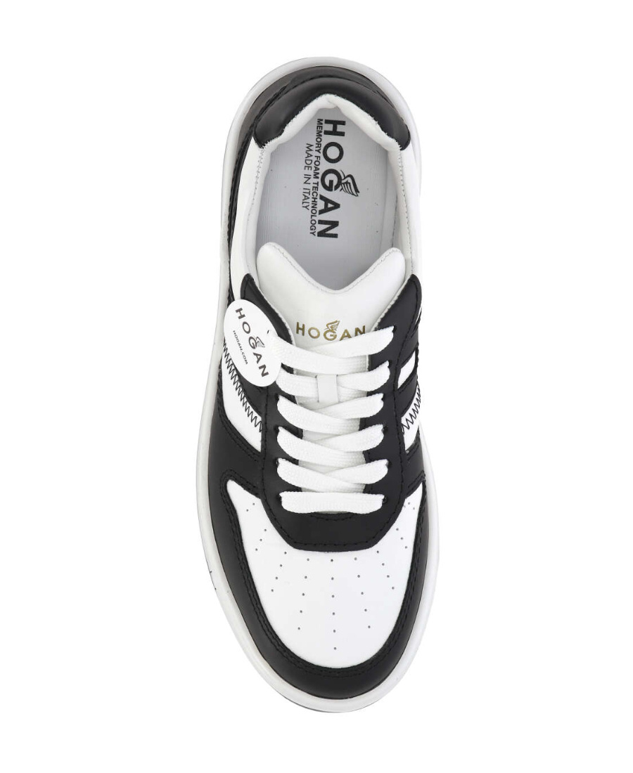 Hogan H630 Sneakers With Rubber Sole And Perforated Detailing In Black