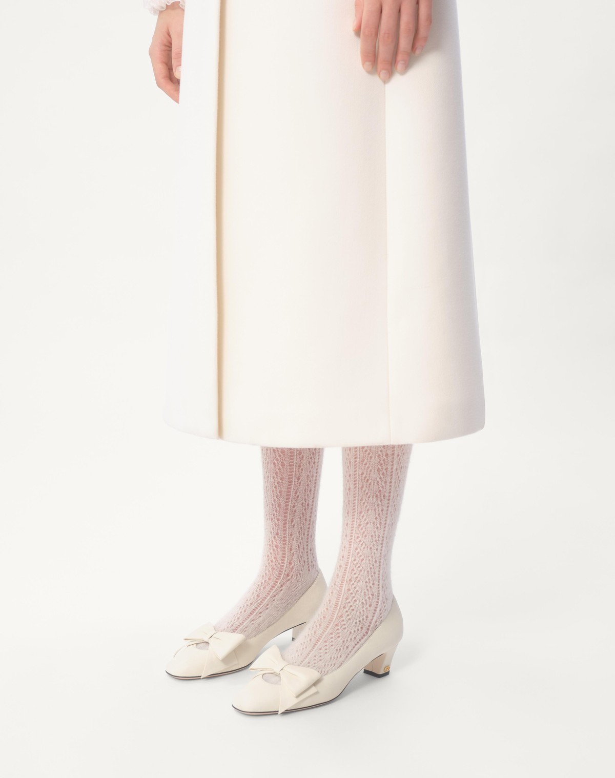 Shop Valentino Bowow Pump In Kidskin 45mm In White