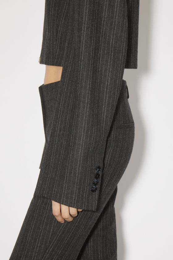 Acne Studios Zip-up Tailored Cropped Jacket In Black