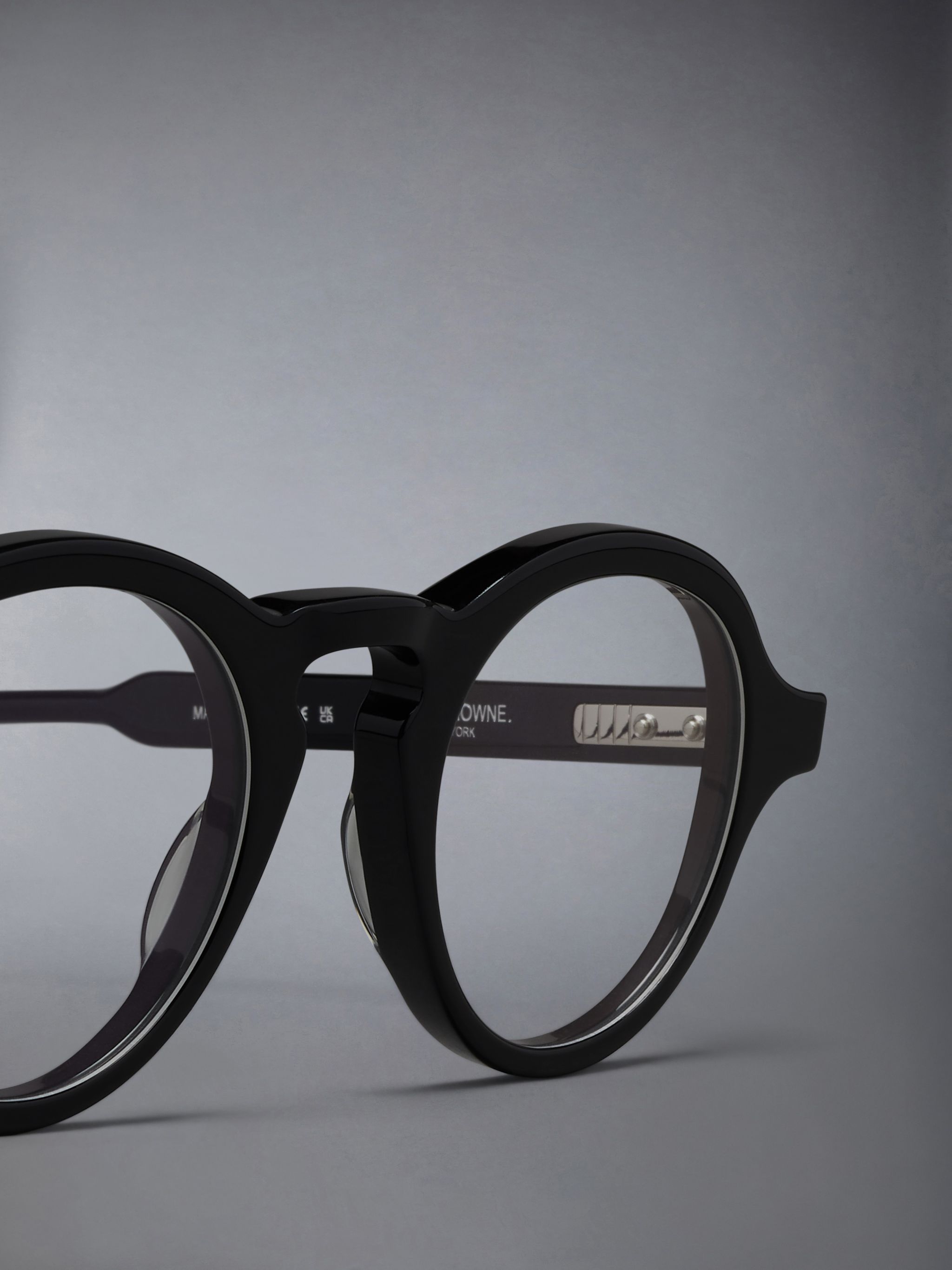 Thom Browne Round-frame Glasses In Black