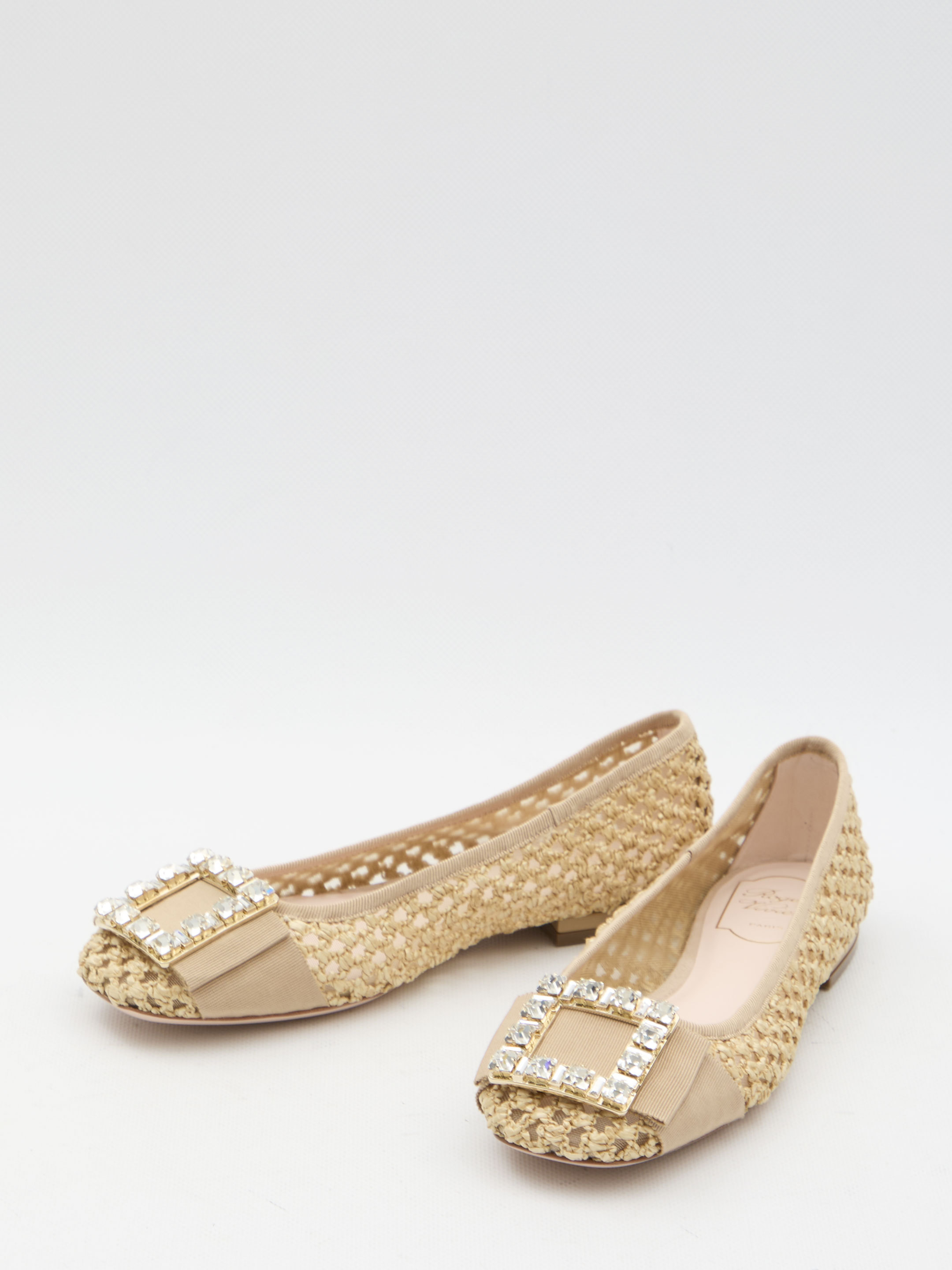 Roger Vivier Tres Vivier Raffia Strass Ballerina Flats In Nude