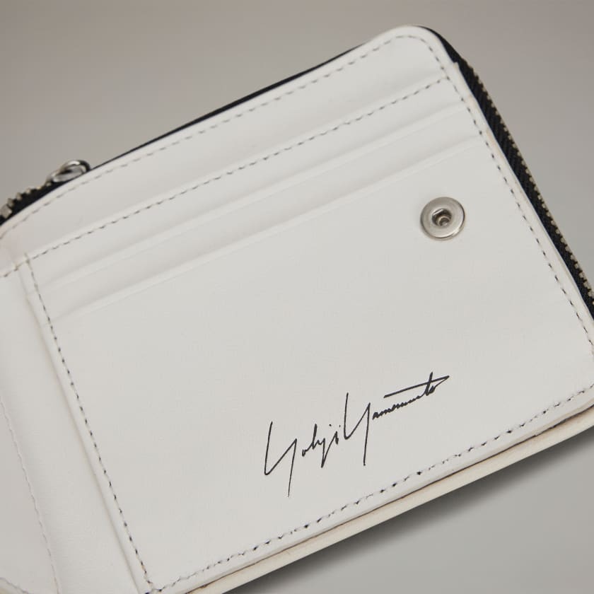 Y-3 Logo-print Bi-fold Wallet In Black