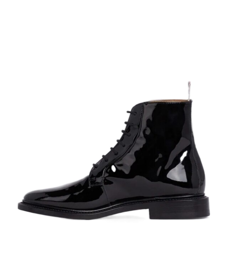 Thom Browne Blucher Patent Leather Boots In Black