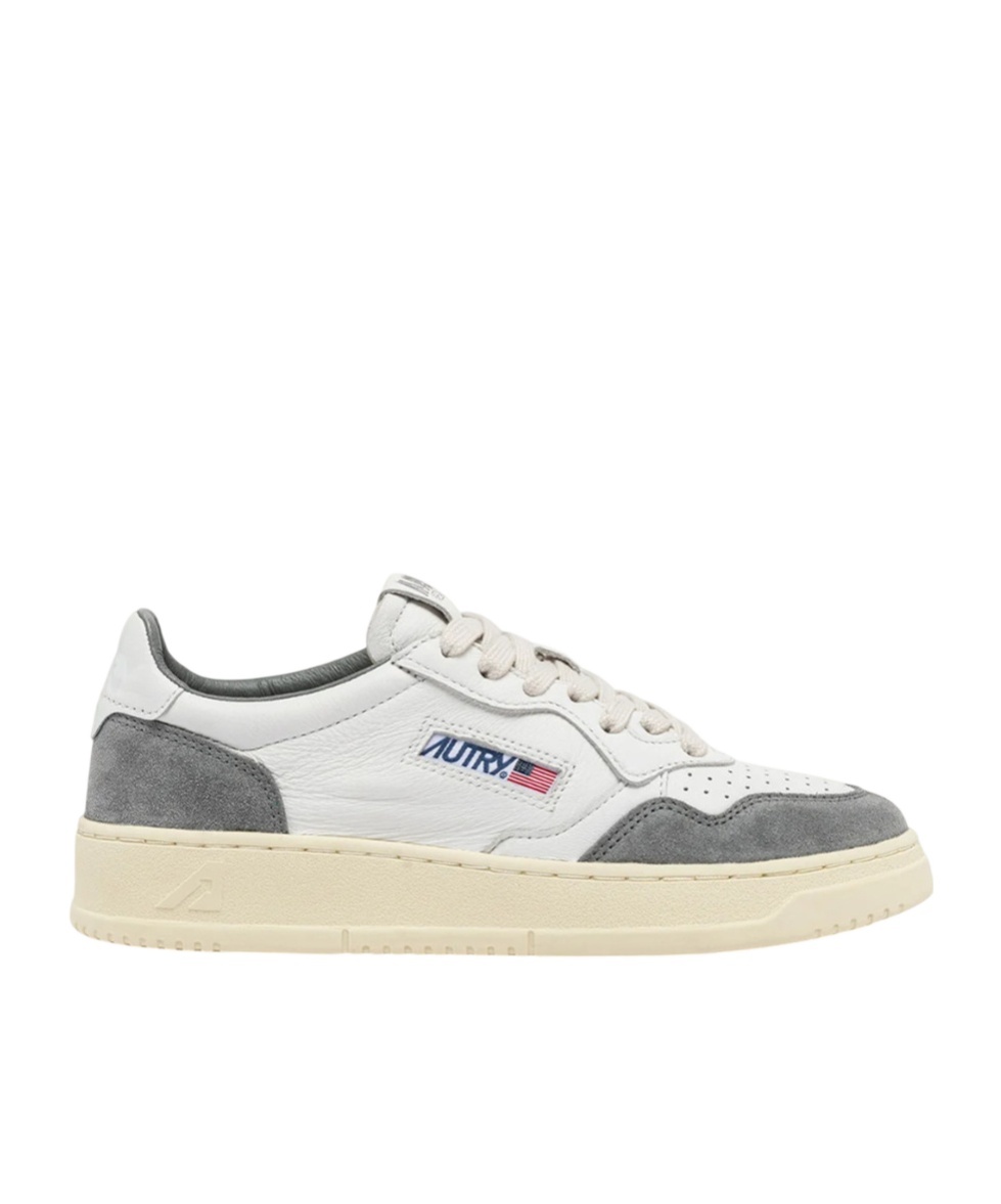Autry Lace-up Low-cut Sneakers In White