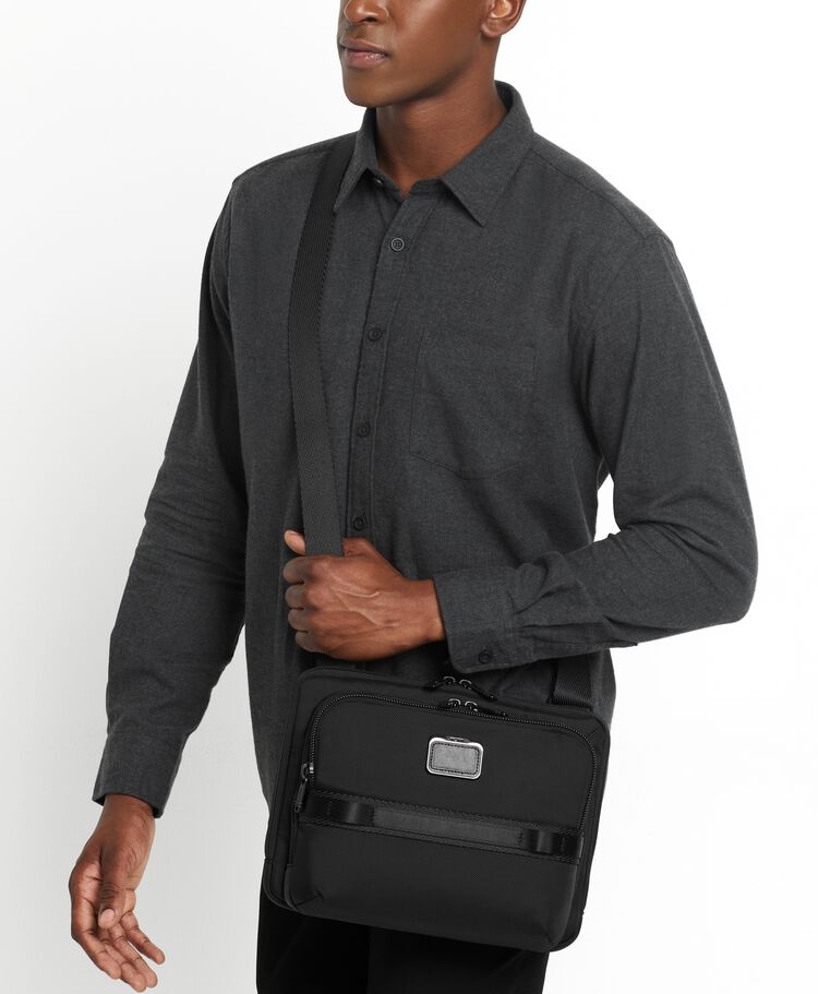 Tumi Logo Logo Splicing Design Oblique Satchel In Black