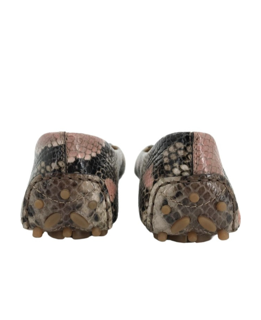 Ferragamo Logo Details Flat Shoes In Multicolor