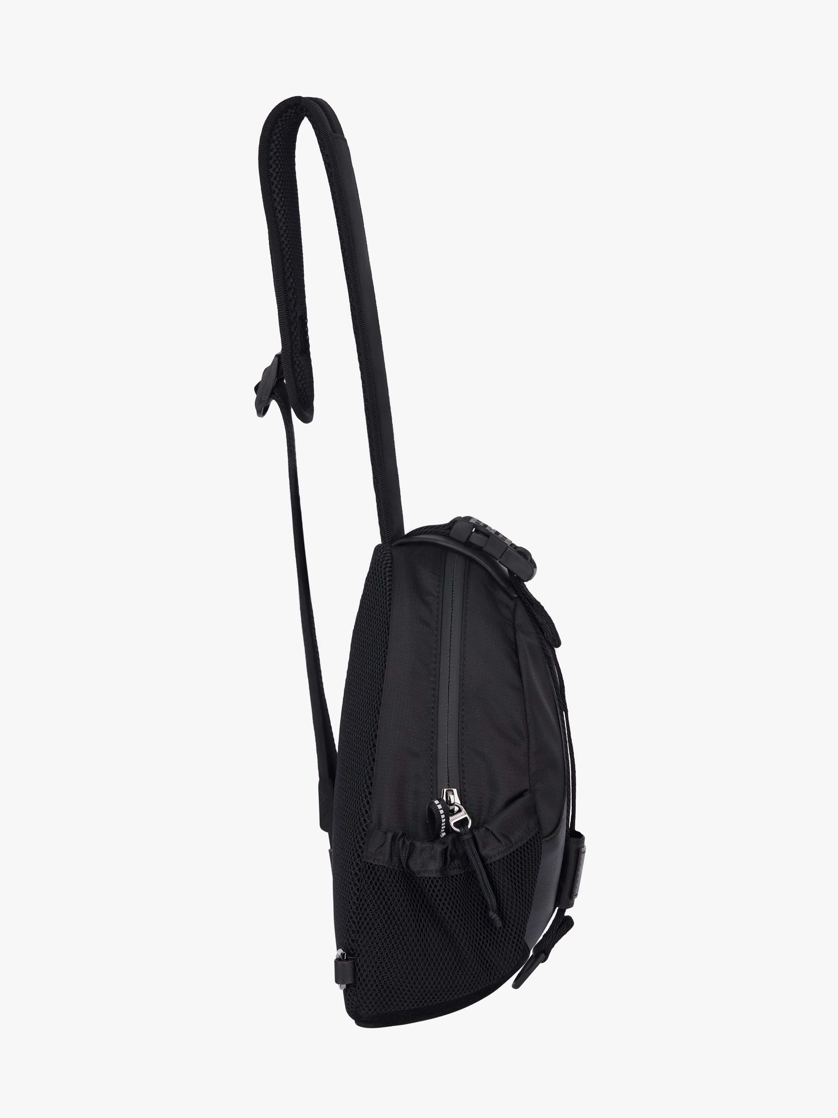 Givenchy Logo Shouler Bag In Black