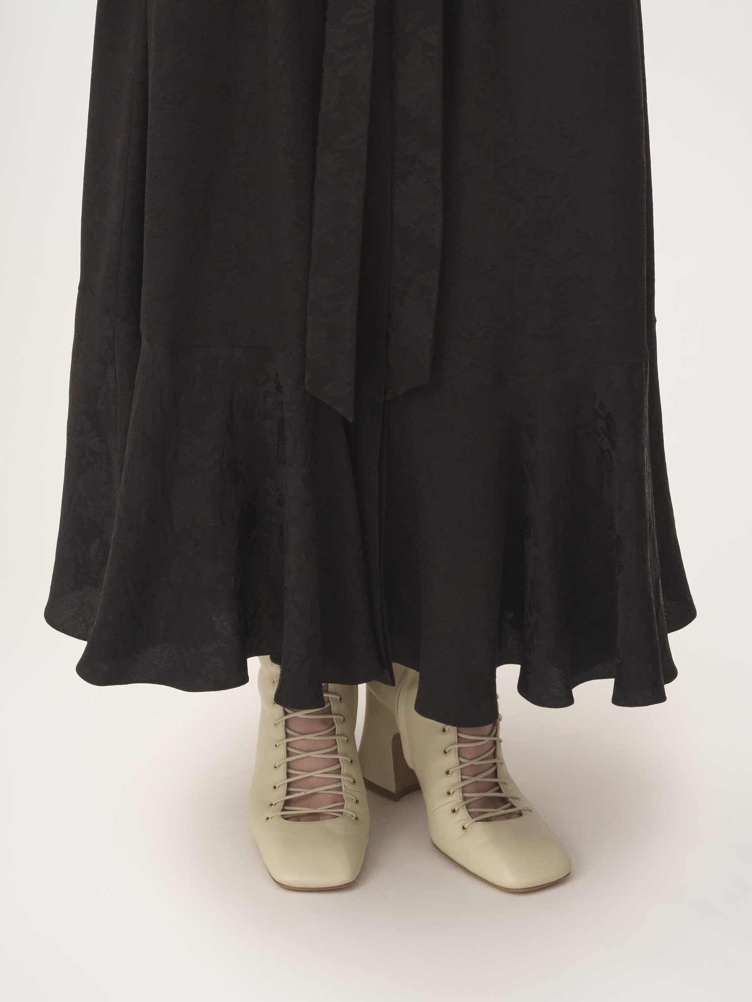 Chloé Gathered Midi Skirt In Silk Jacquard In Gray