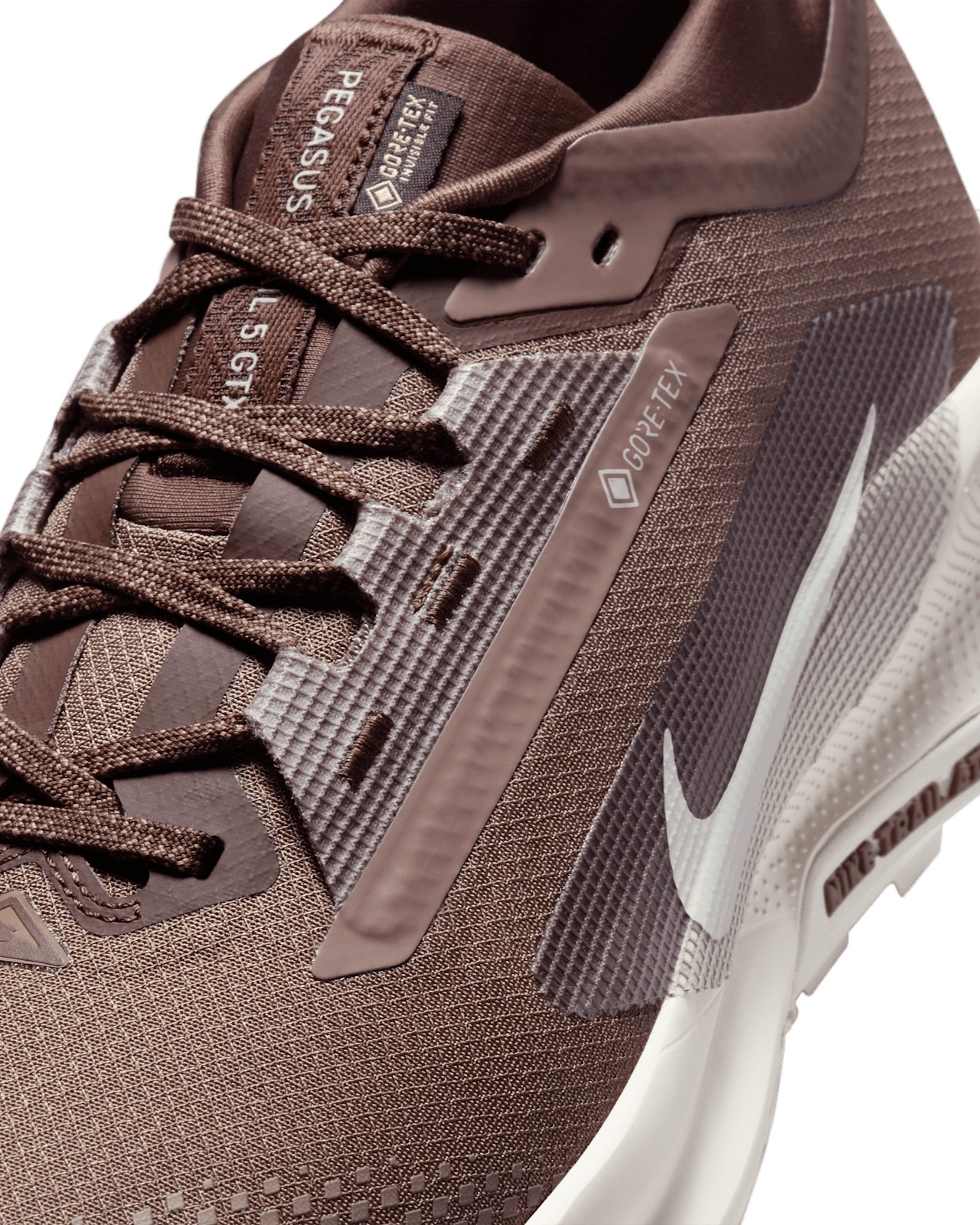 Nike Pegasus Trail 5 Sneakers In Burgundy