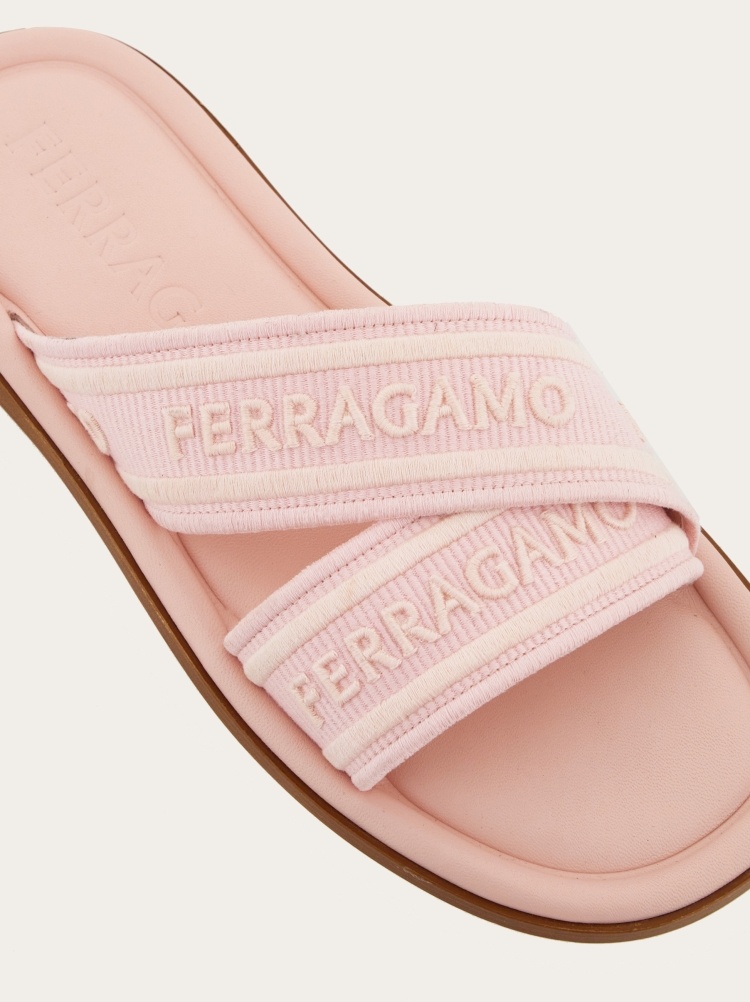 Ferragamo Laurene Logo Cotton Flat Sandals In Pink