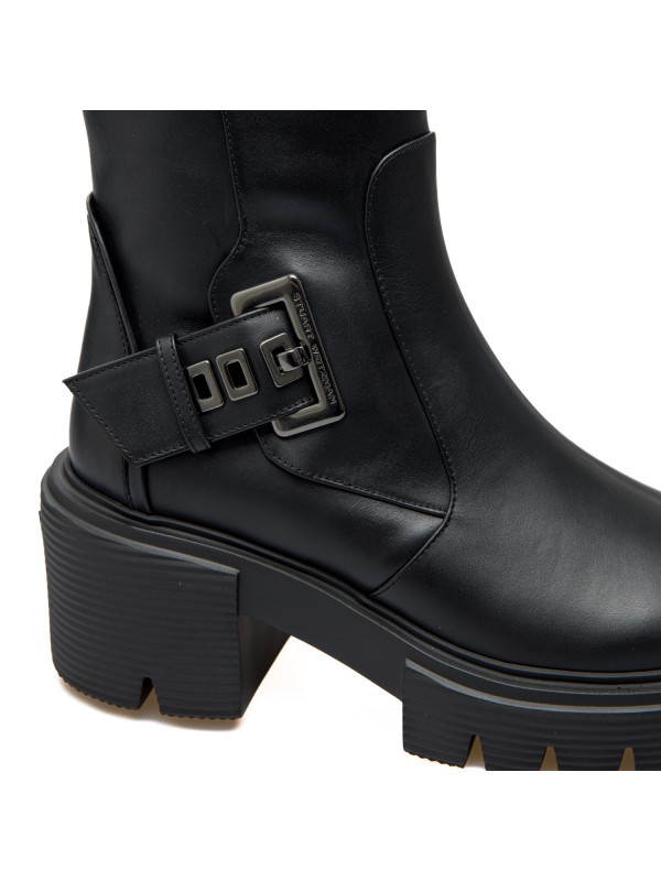 Stuart Weitzman Chunky Sole Mid-calf Boots In Black