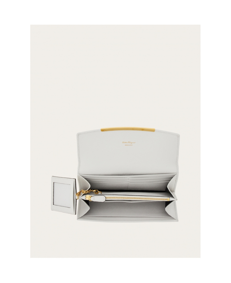 Ferragamo Flip Wallet In Nude