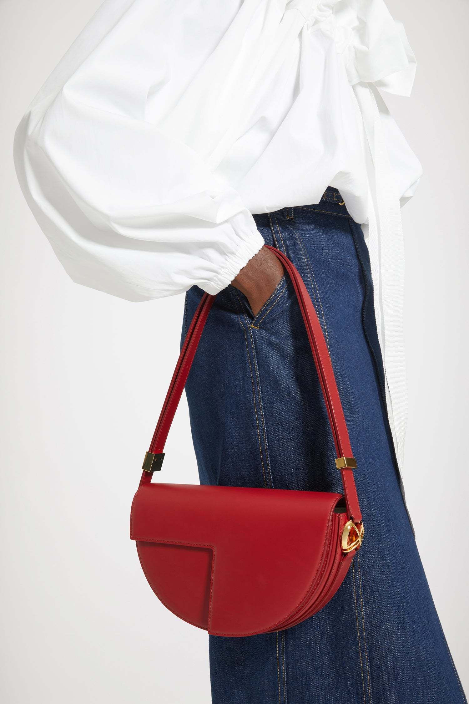 Patou Leather Shoulder Bag Adjustable Strap In Red