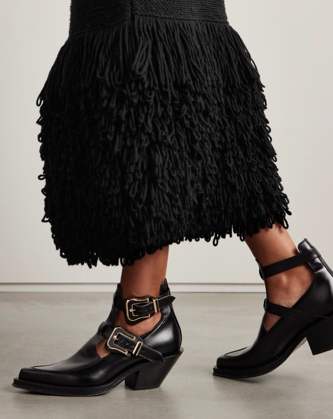Gabriela Hearst Pointed Ankle Boots In Black