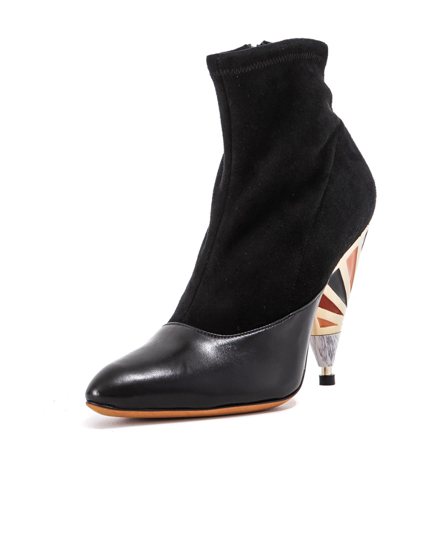 Givenchy Round Head Boot In Black