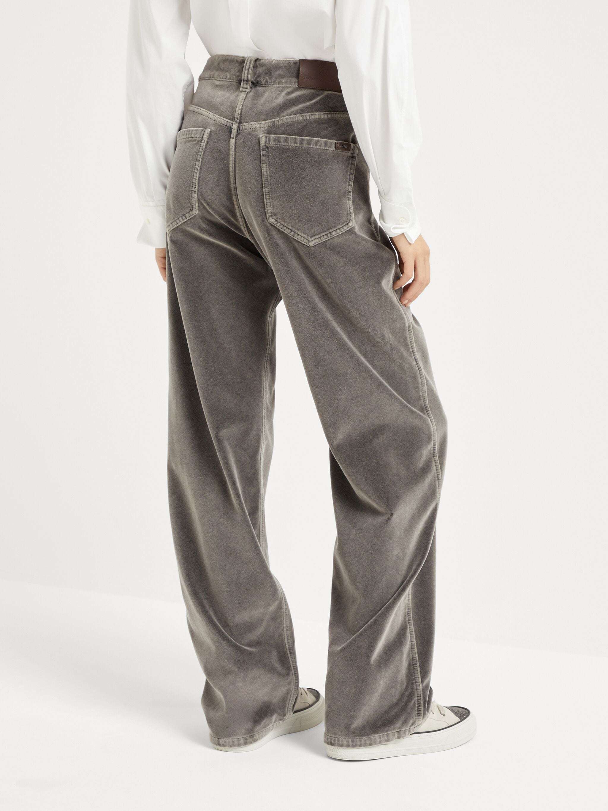 Brunello Cucinelli Logo-patch Flared Trousers In Gray