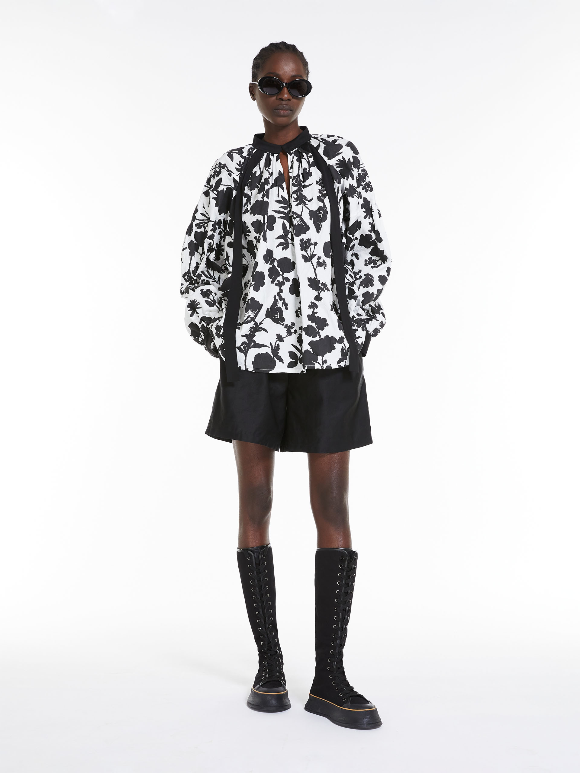 Max Mara Floral Pattern Blouse In Black