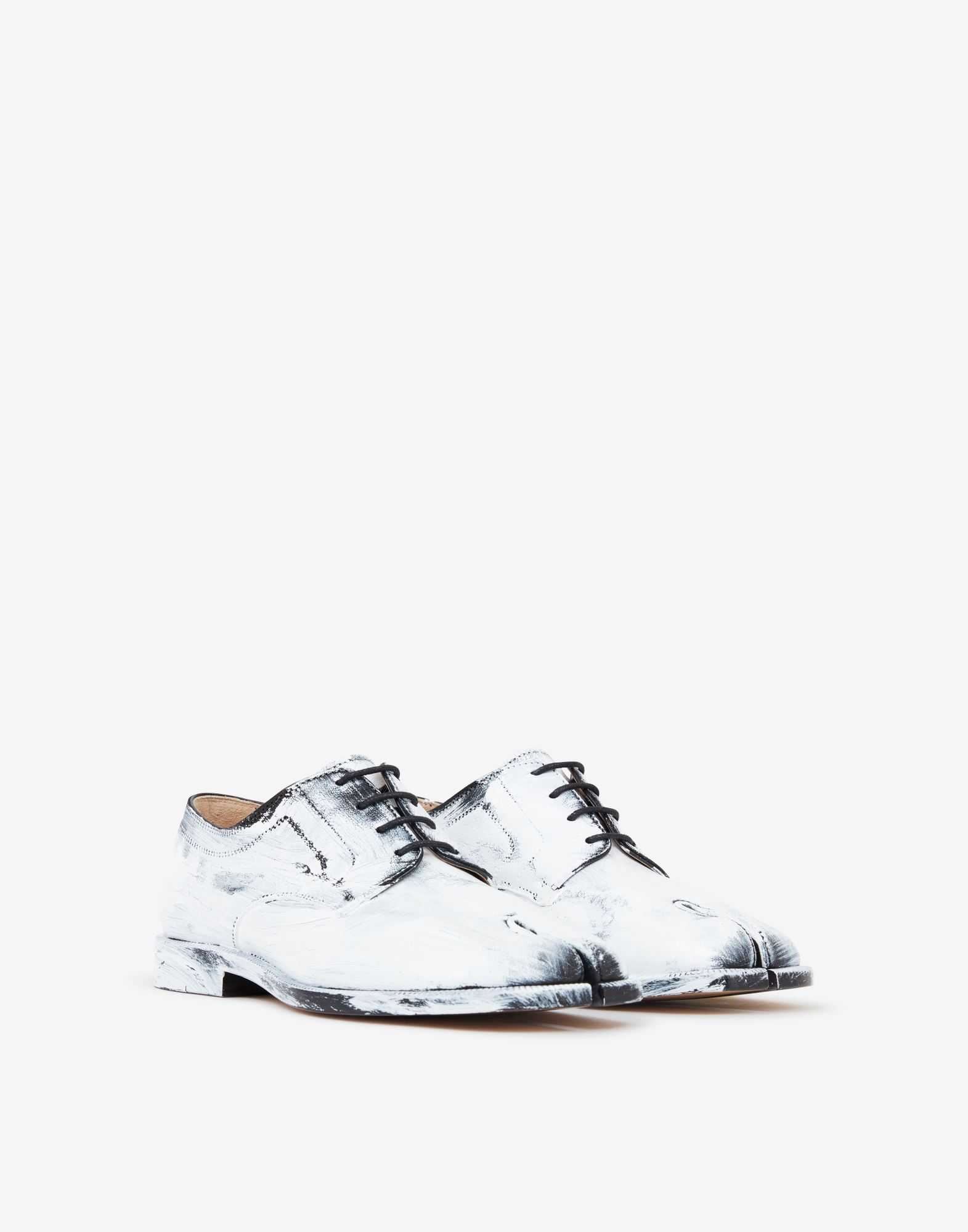Maison Margiela Tabi Bianchetto Brogues Woman Black And White In White