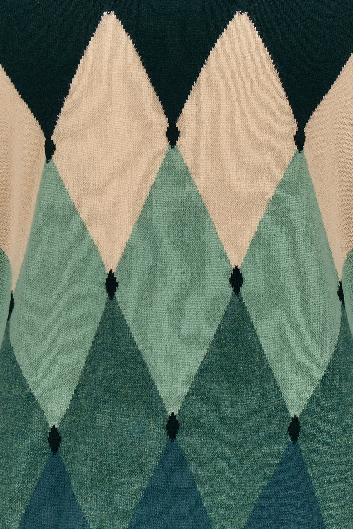 Ballantyne Argyle-intarsia Cashmere Jumper In Black