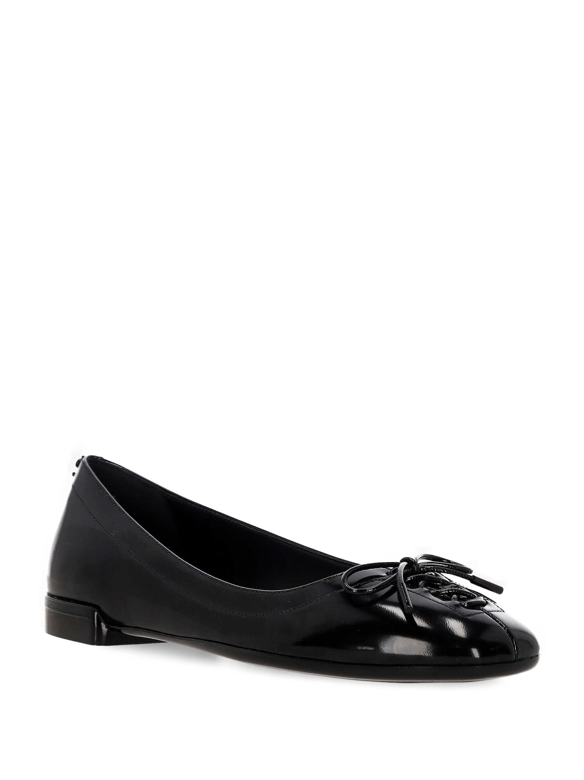 Jimmy Choo Round Toe Flat Shoes In Black