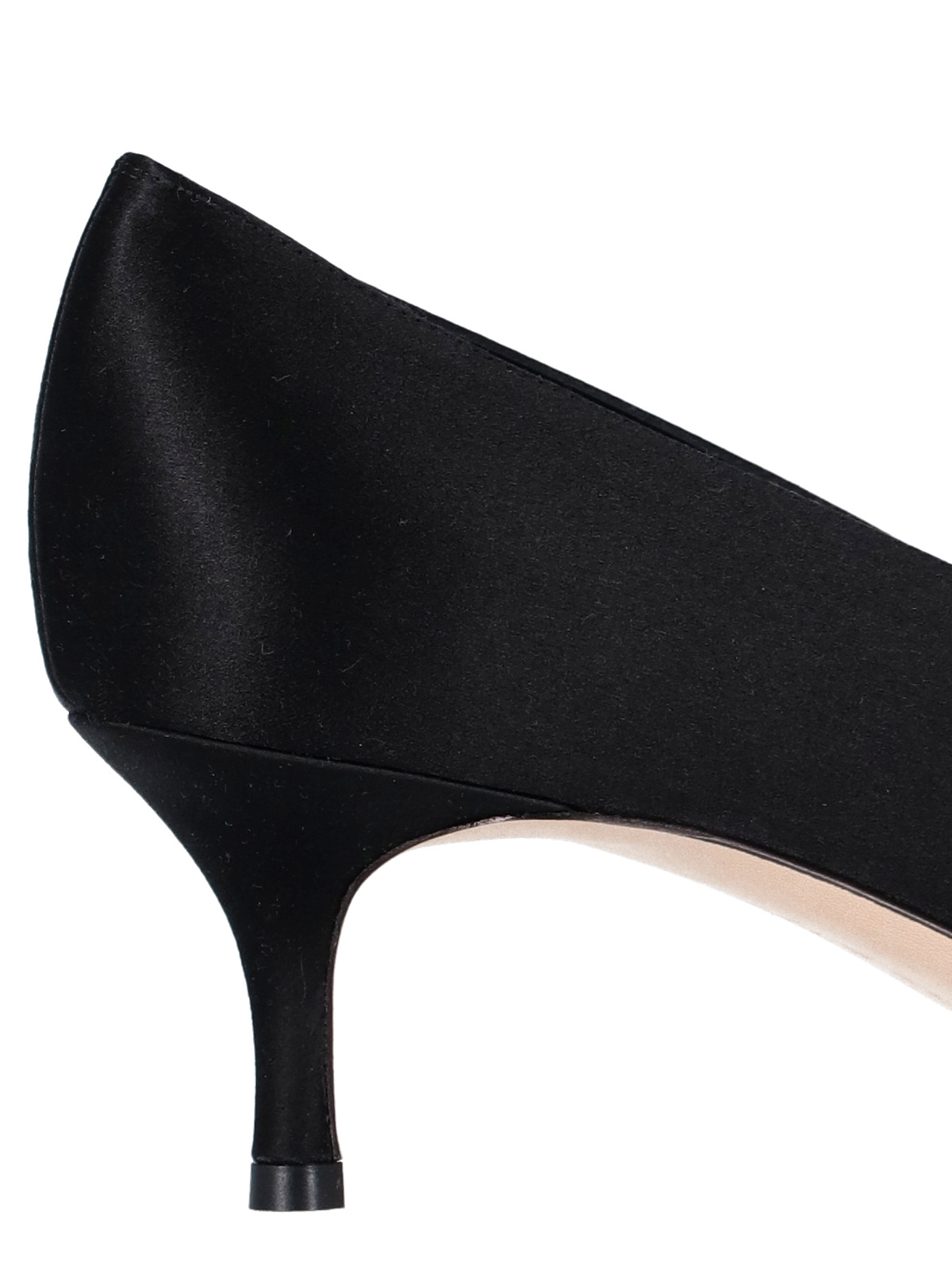 Manolo Blahnik Cusp High-heeled Shoes In Black