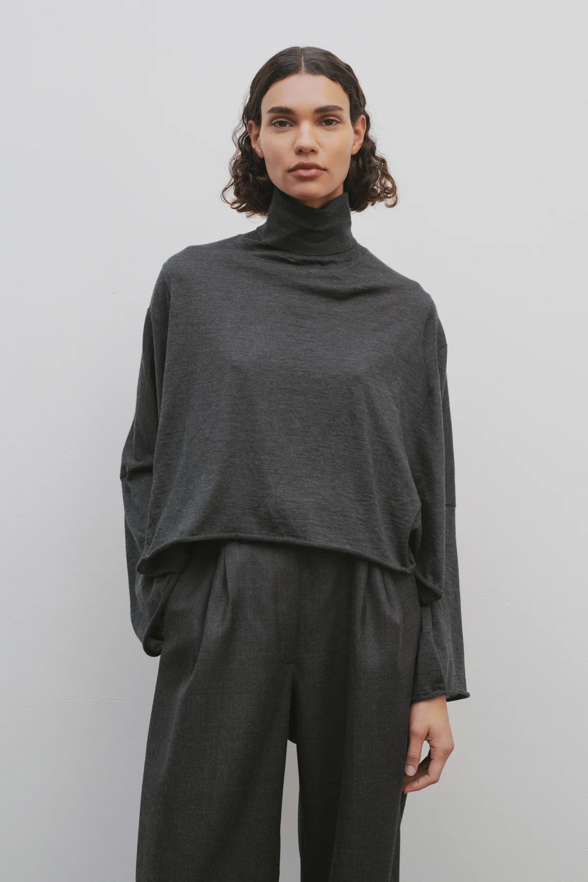 The Row Erfurt Cashmere Jumper In Gray