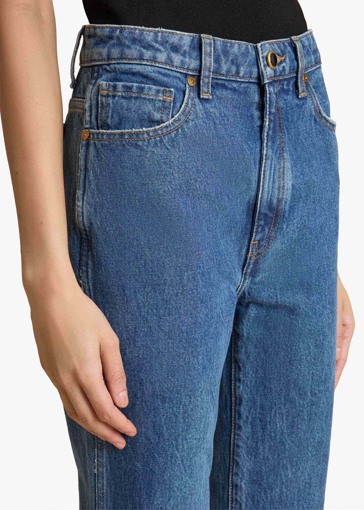 Khaite Kerrie Acid-wash Straight-leg Jeans In Blue