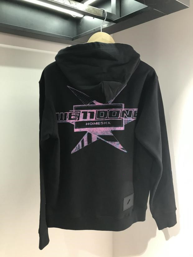 We11 Done Logo Sweater In Black