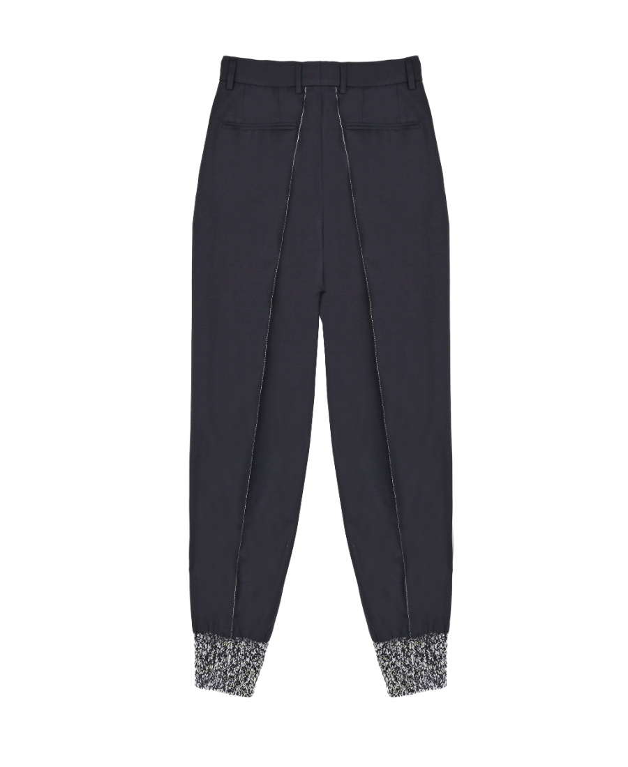 We11 Done Elastic Casual Trousers In Black