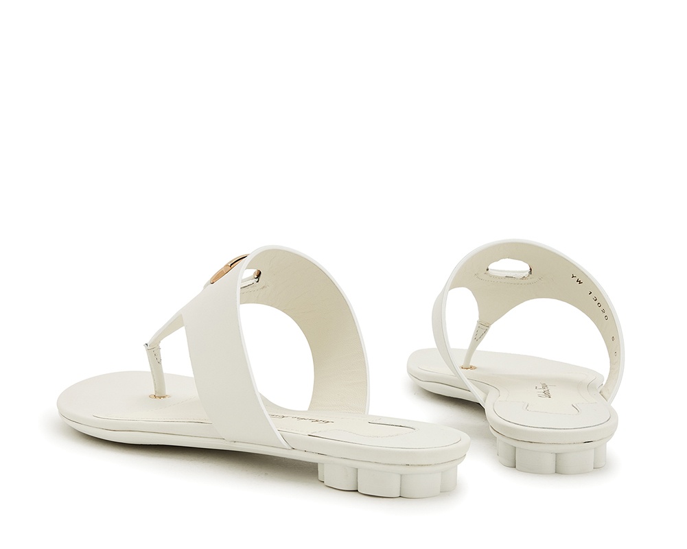 Ferragamo Logo Leather Flip-flops In White