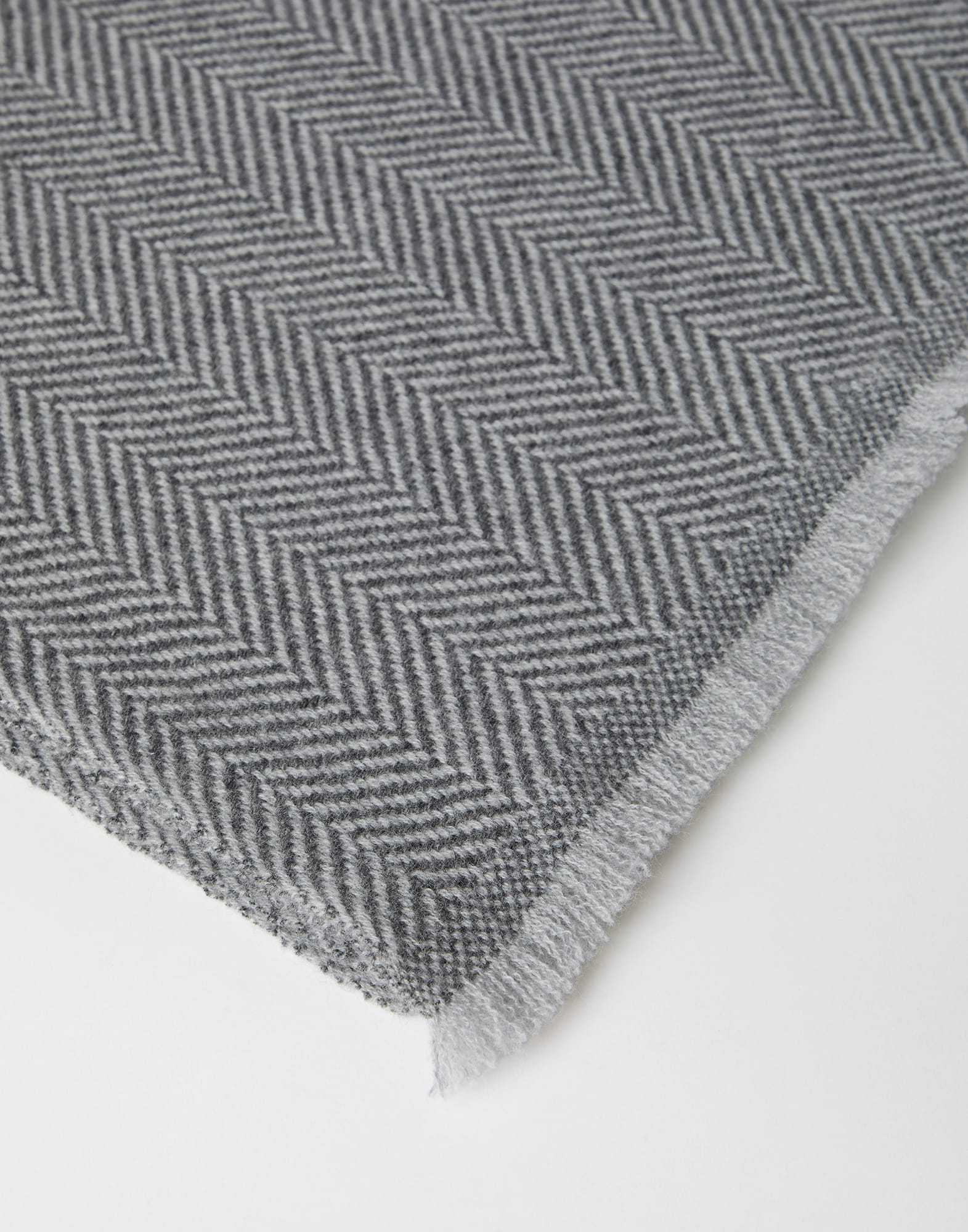 Brunello Cucinelli Fringed Scarf In Gray