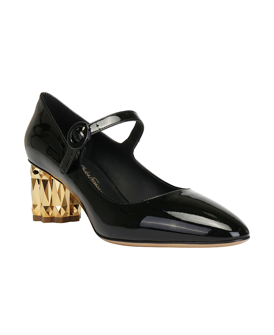 Ferragamo Black Logo Buckle High Heels In Black