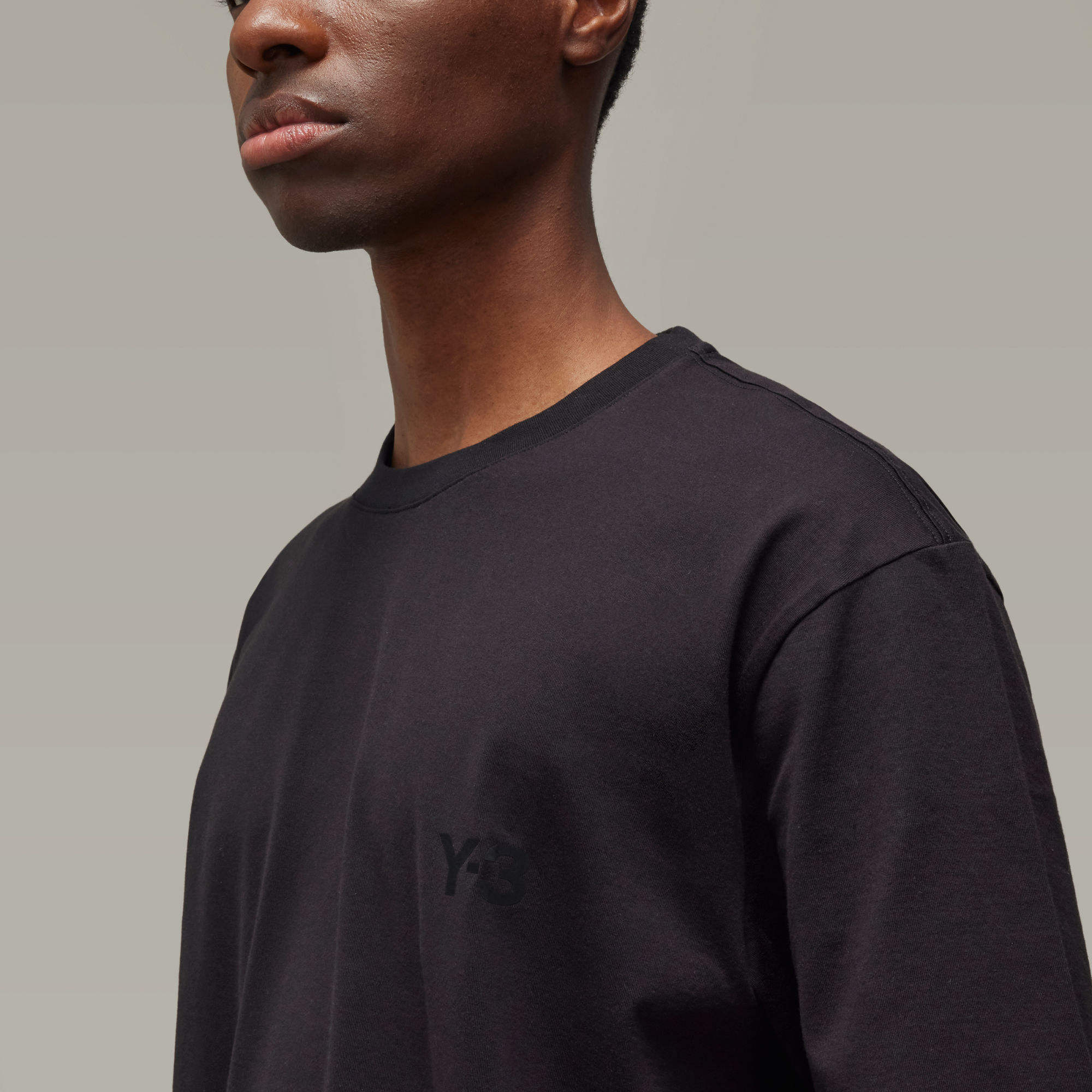 Y-3 M Wo Ss Tee In Black