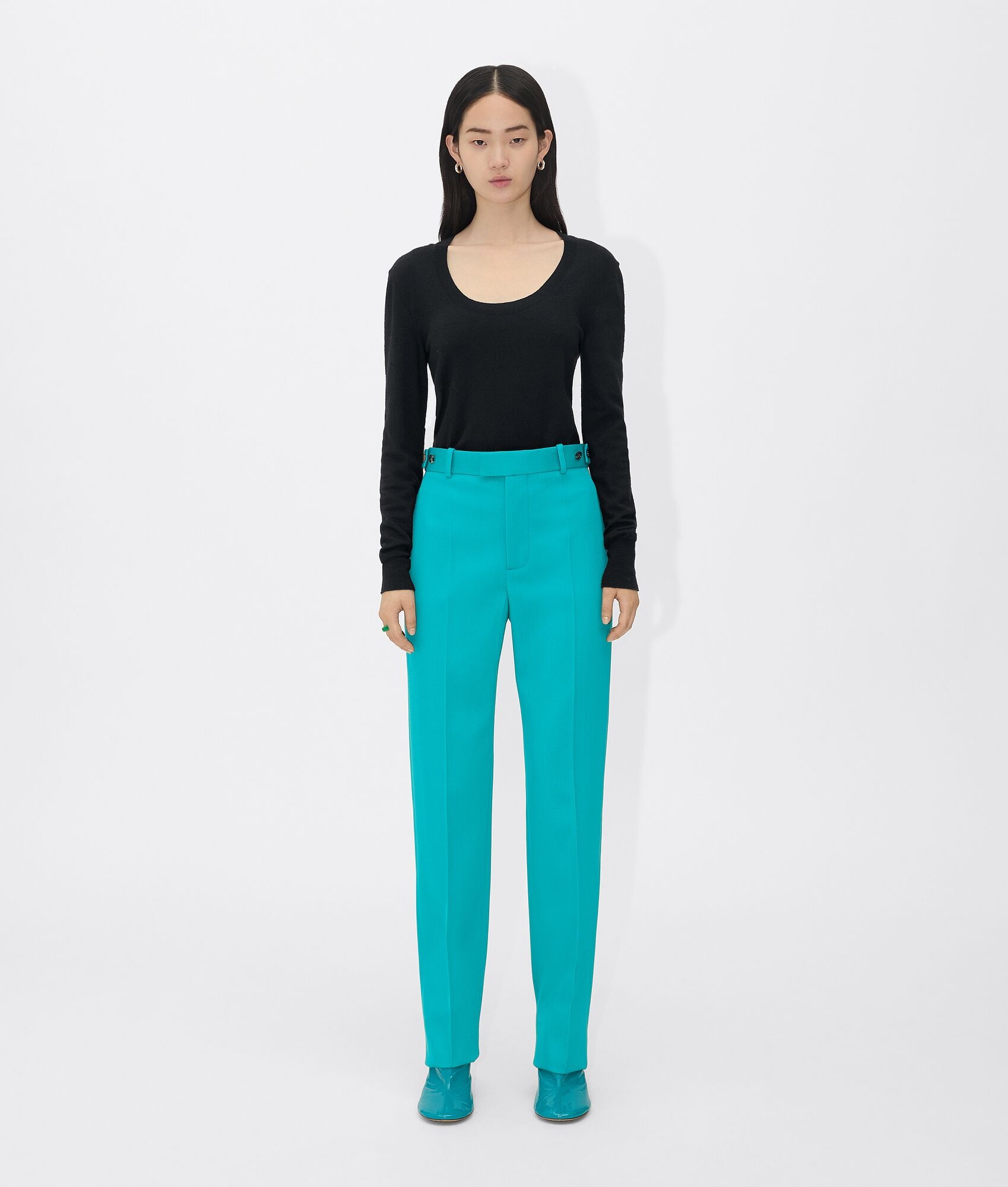 Bottega Veneta Scoop Neck Cashmere Jumper In Black