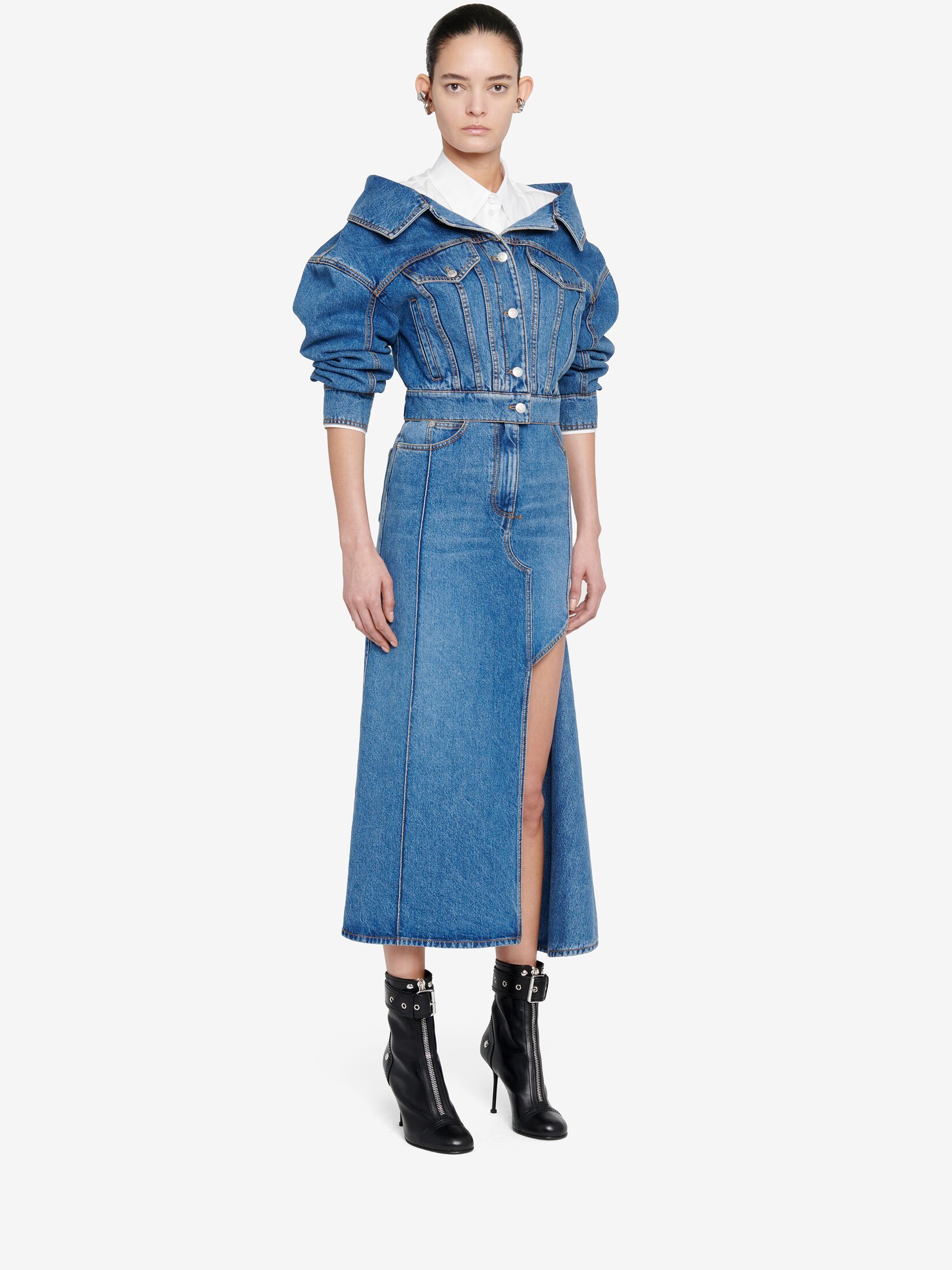 Shop Alexander Mcqueen Cropped Denim Jacket In Blue