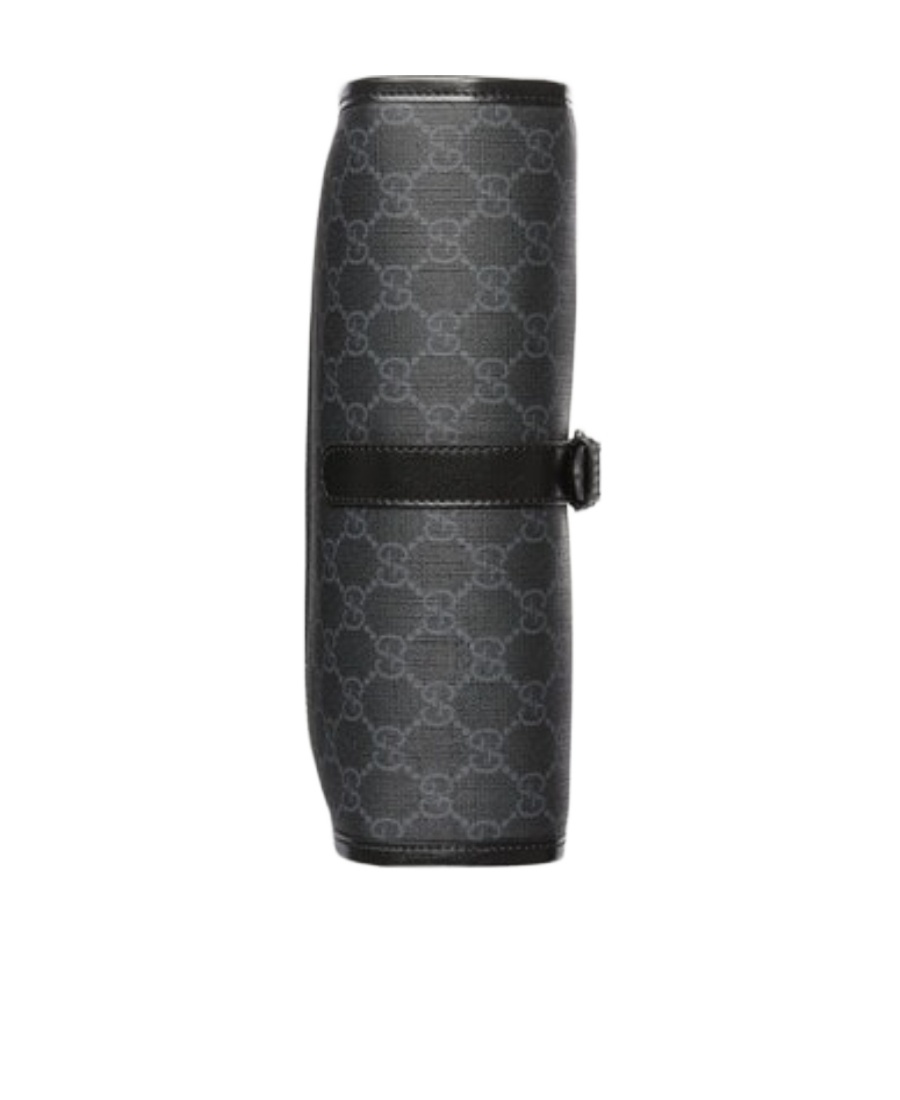 Gucci Gg-canvas Messenger Bag In Black