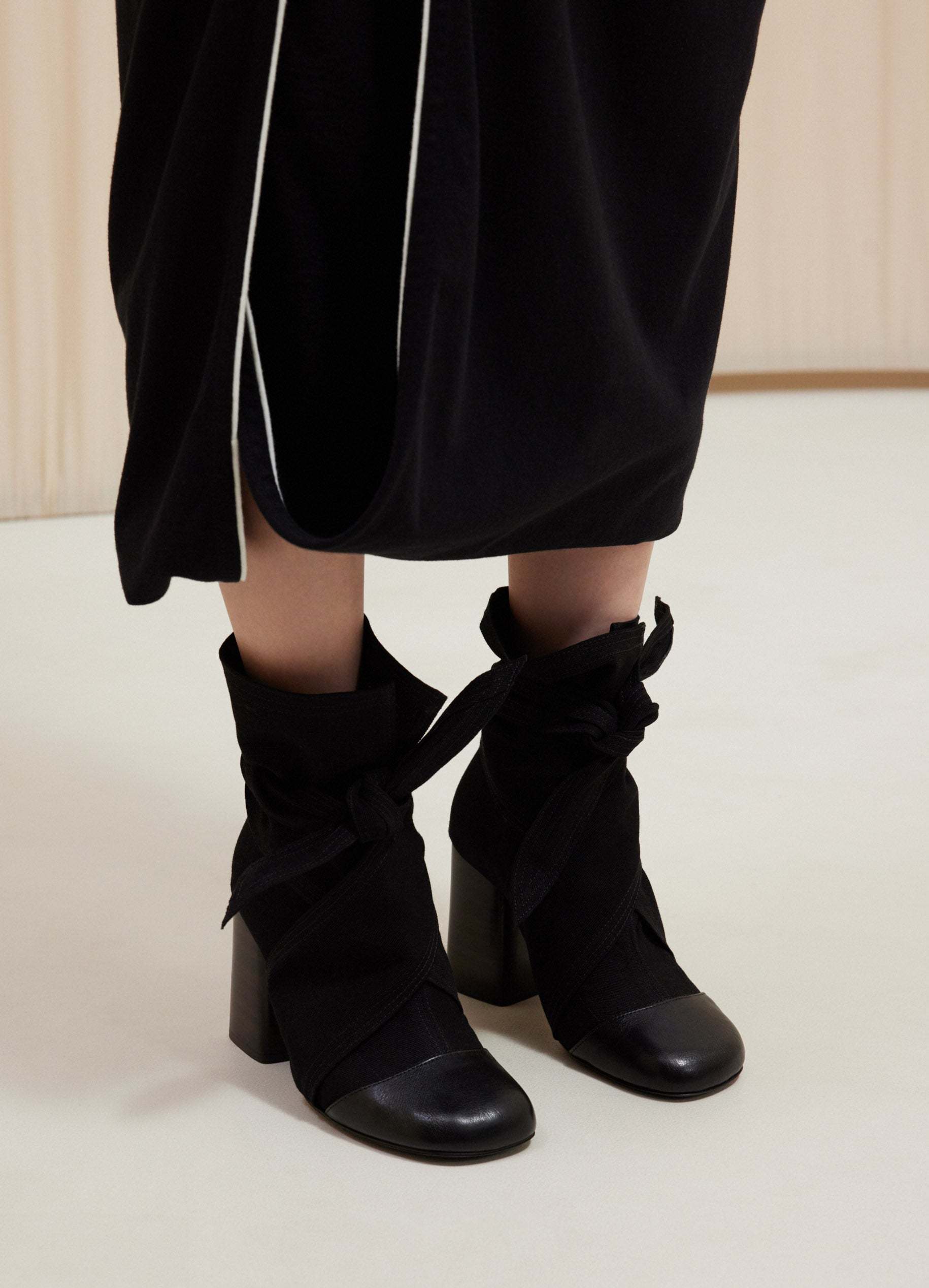 Lemaire Wrapped 90mm Boots In Black
