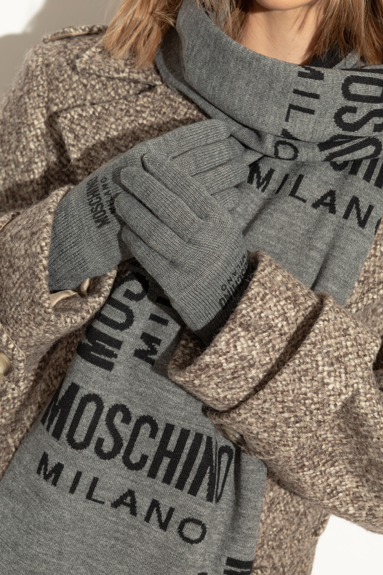 Moschino Five-finger Gloves In Gray