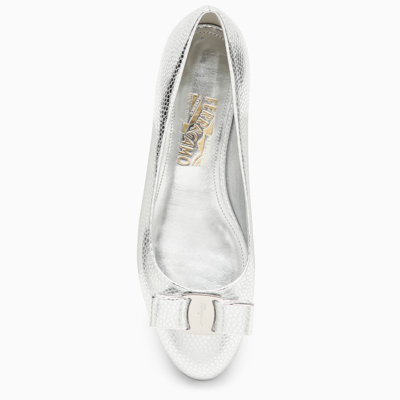 Ferragamo Vara Family 763618 Ballerina In White