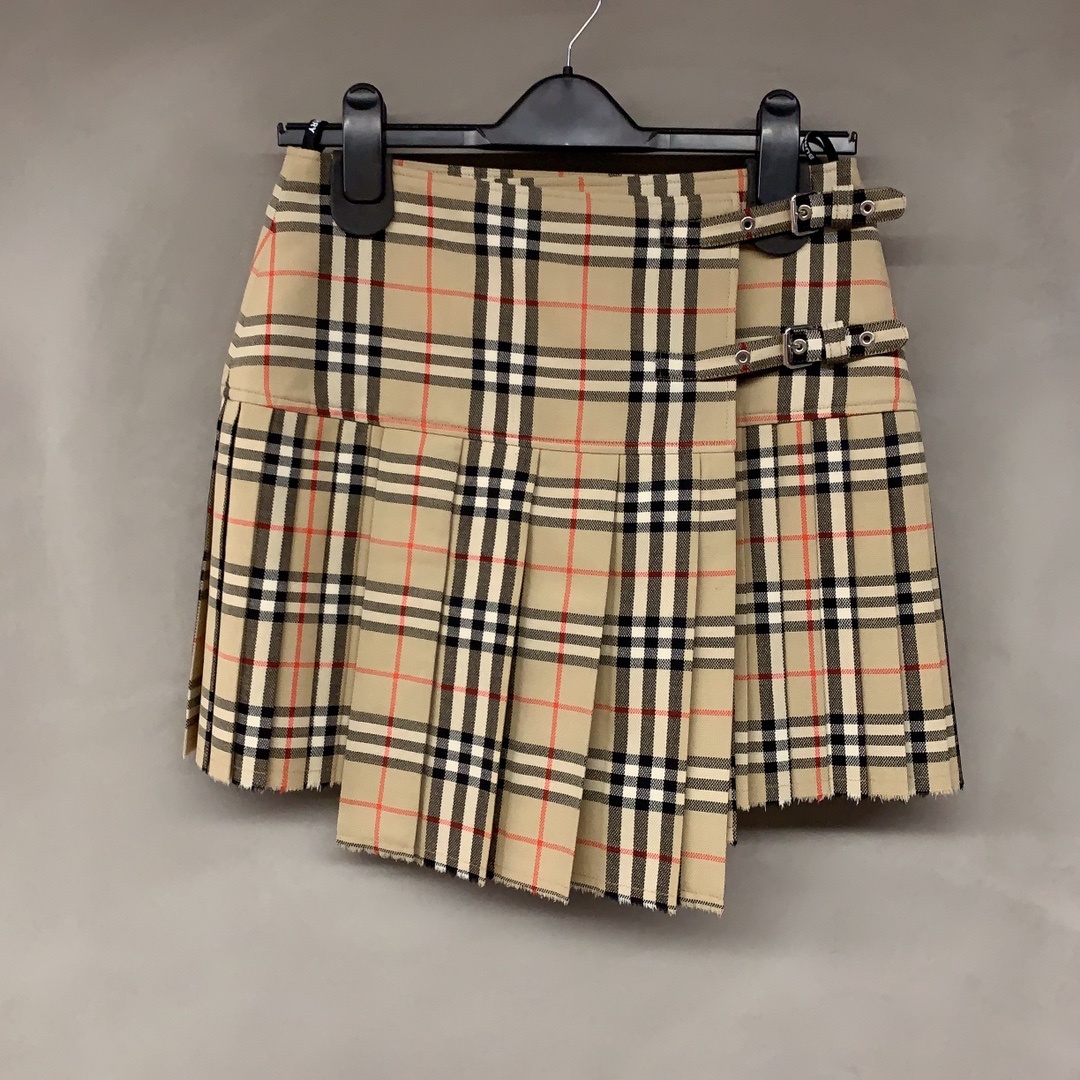 Shop Burberry Vintage Check Wool Mini-skirt In Nude