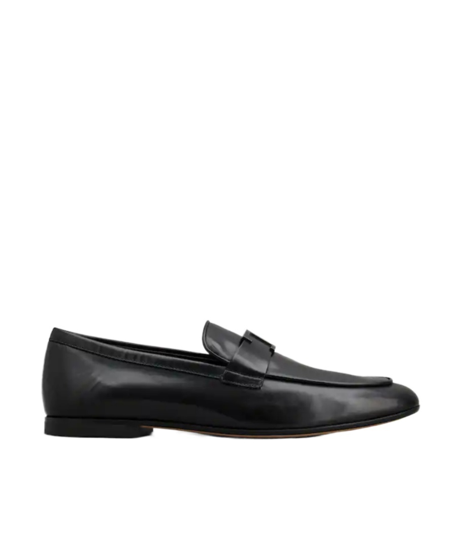 Tod's Pointed Toe Slip-on Loafers With Cut-out Detail In Black