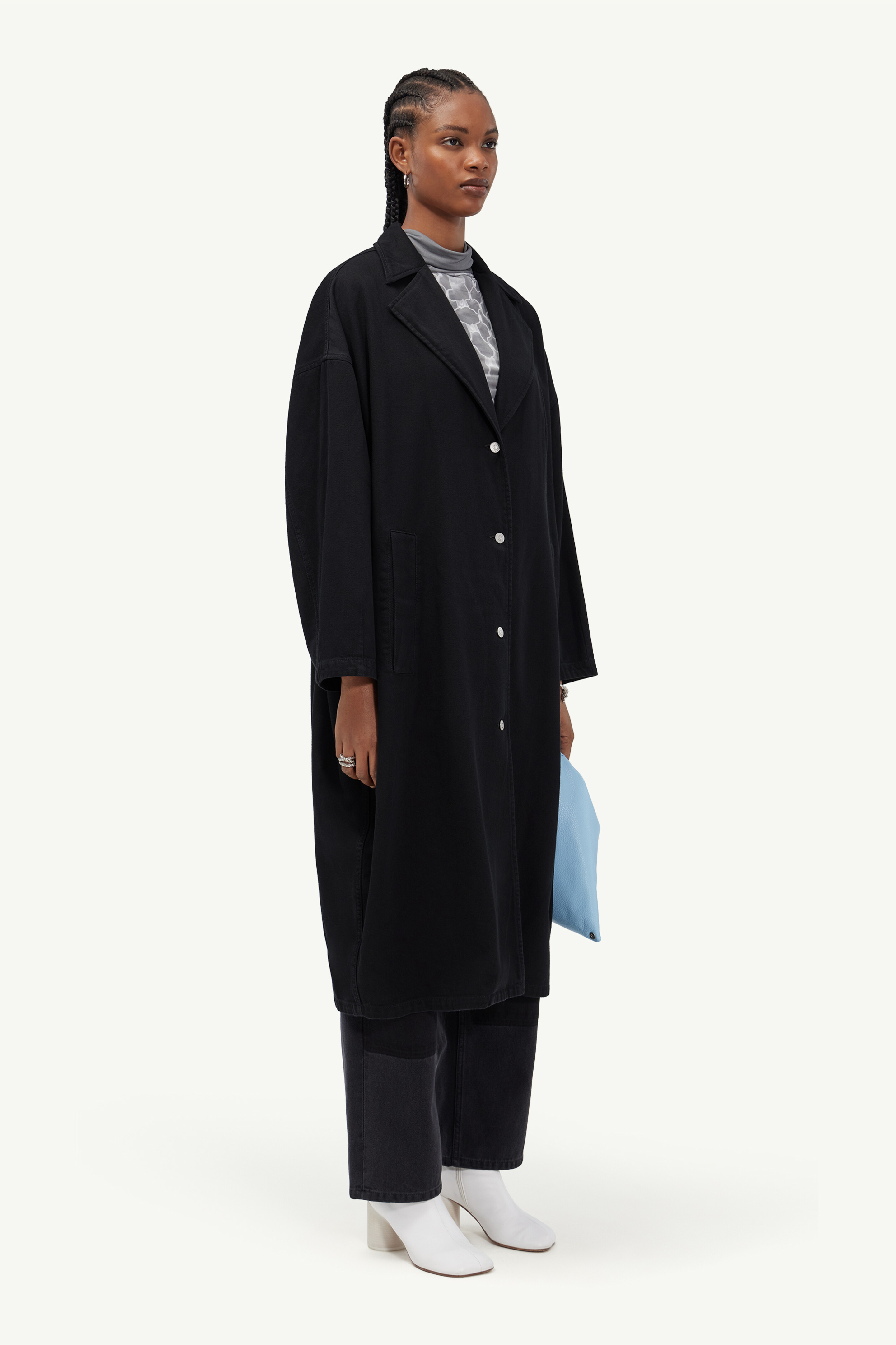 Mm6 Maison Margiela Button-fastening Single-breasted Coat In Black