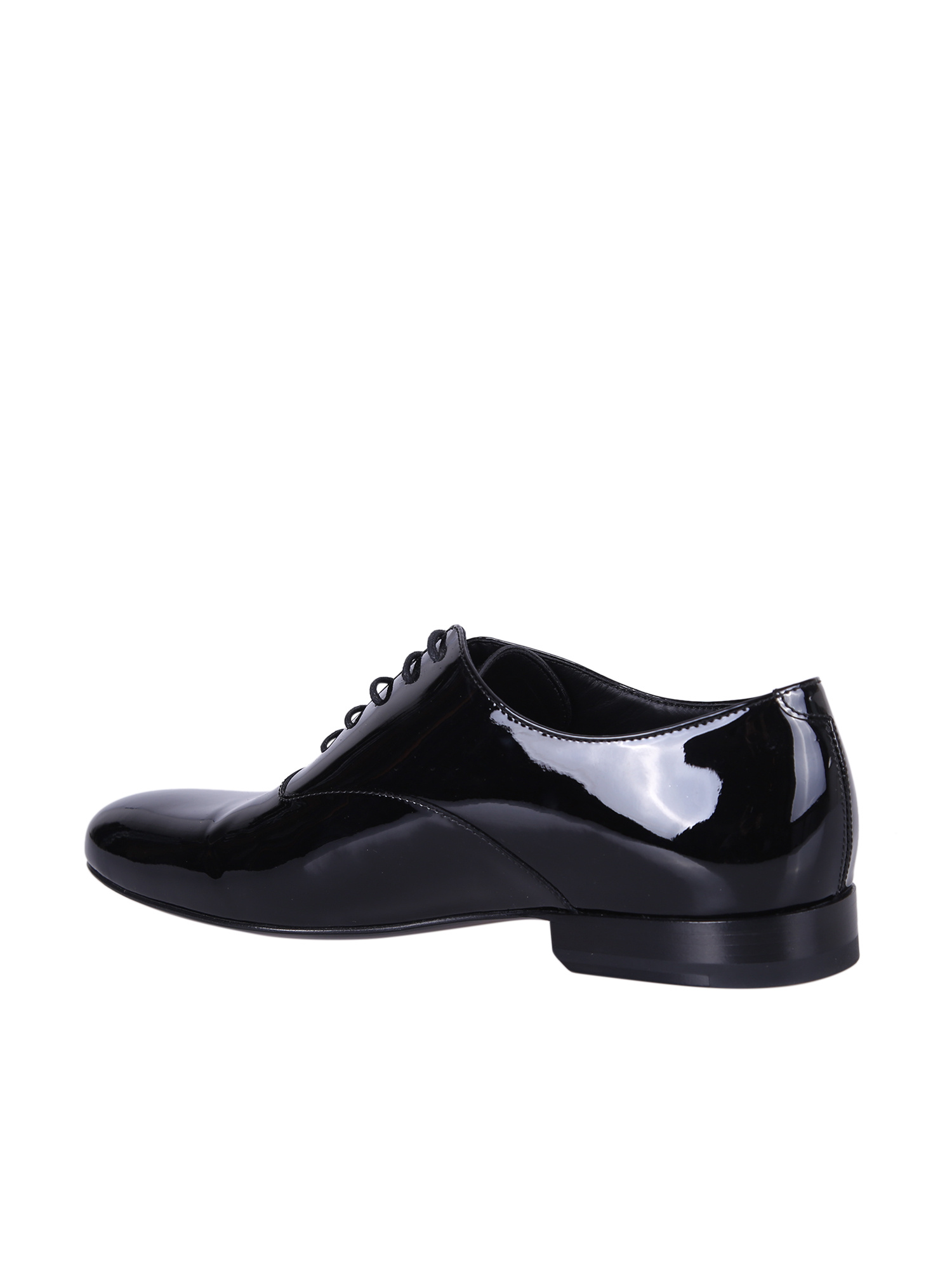 Valentino Round Toe Oxford Lace-up Shoes In Black