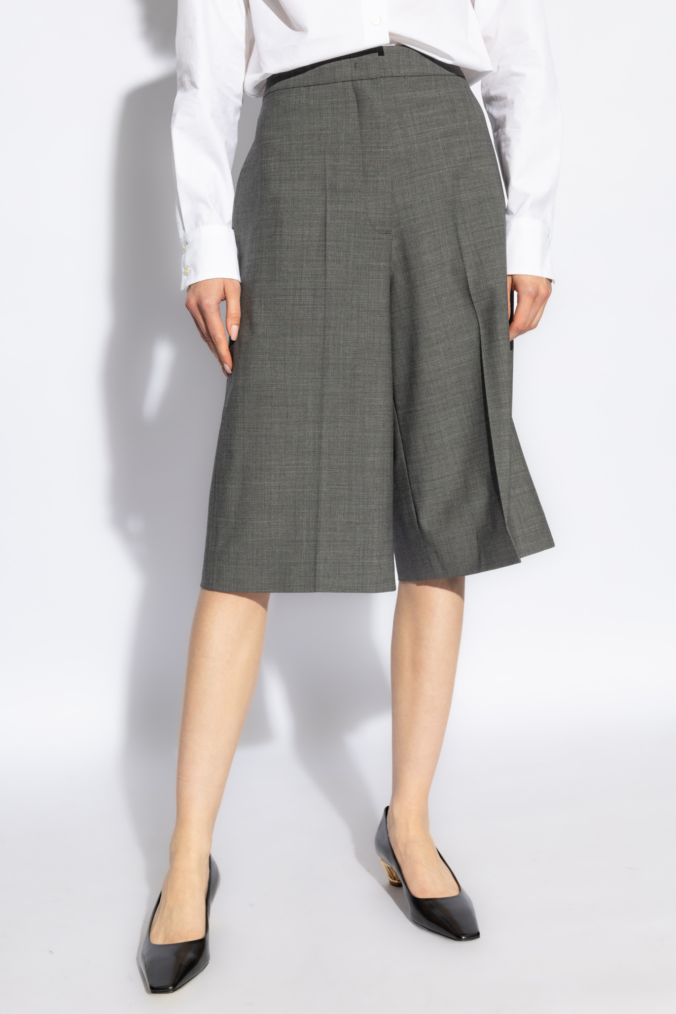 Fabiana Filippi Pressed-crease Knee-length Shorts In Black