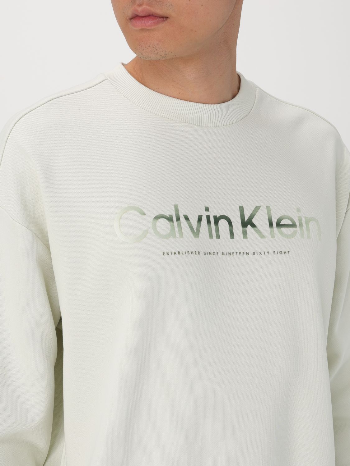 CALVIN KLEIN LONG-SLEEVED SWEATER