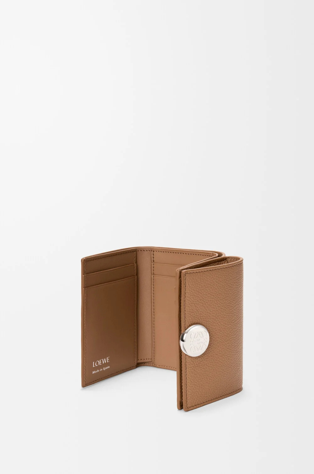 Loewe Pebble Trifold Wallet In Pebble Grain Calfskin In Brown