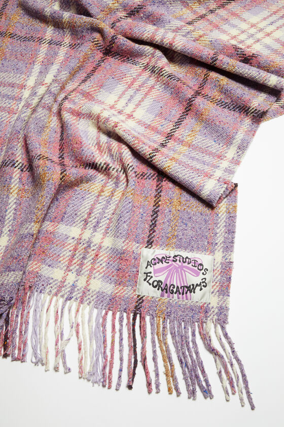 Acne Studios Plaid Knitted Scarf In Pink