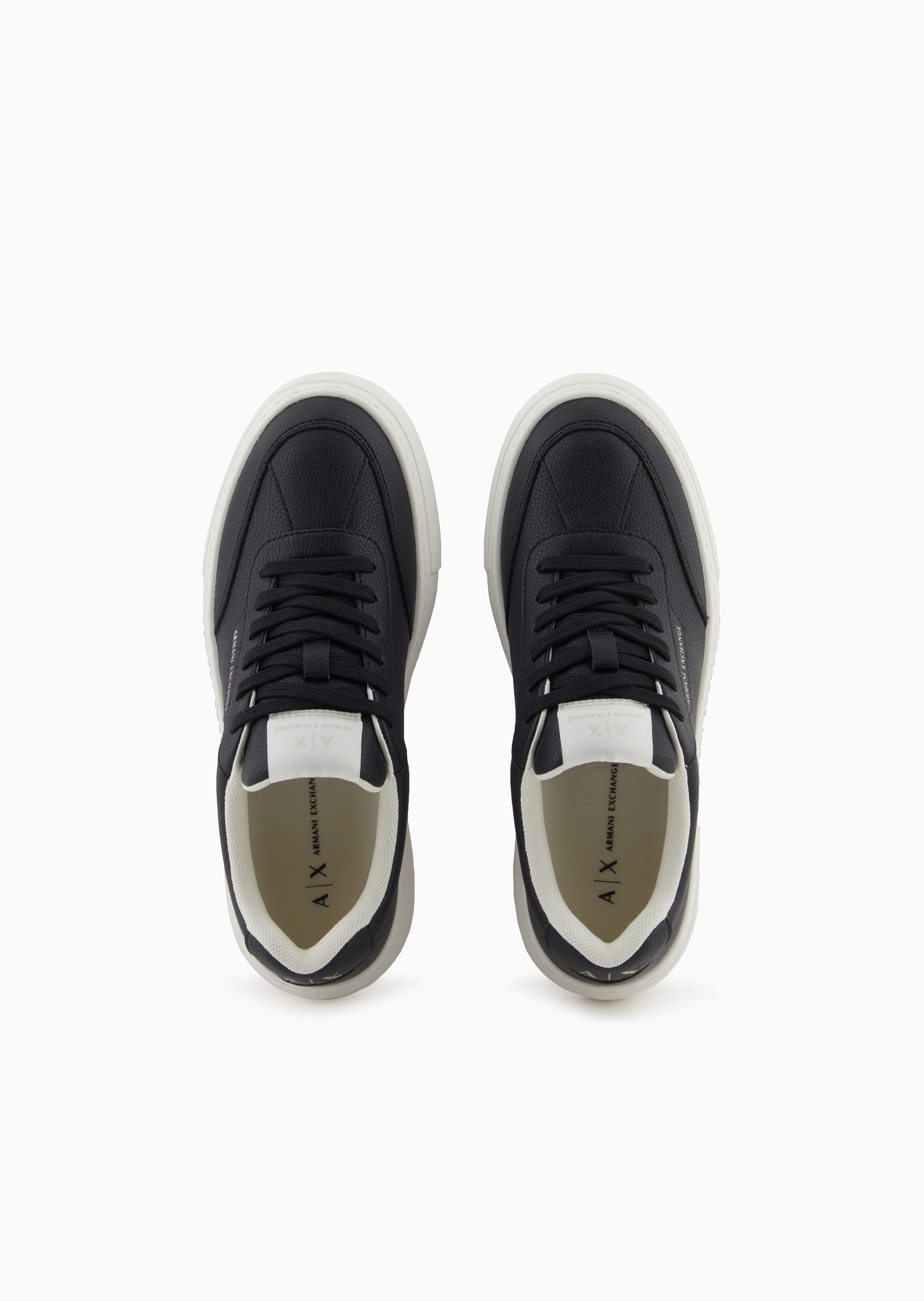Armani Exchange Round Toe Low Top Sneakers In Black