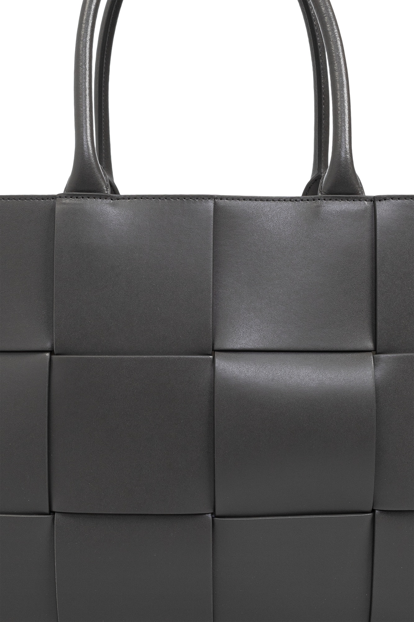 Bottega Veneta Medium Knitted Handbag In Black